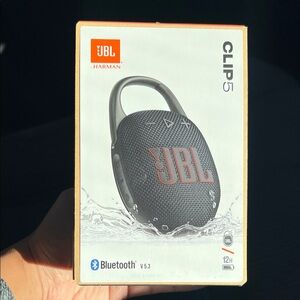 JBL Clip 5 Bluetooth Speaker - Black